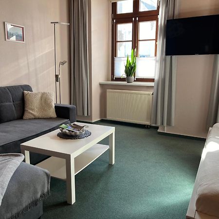 Zimmervermietung Barth Bernburg Exteriör bild