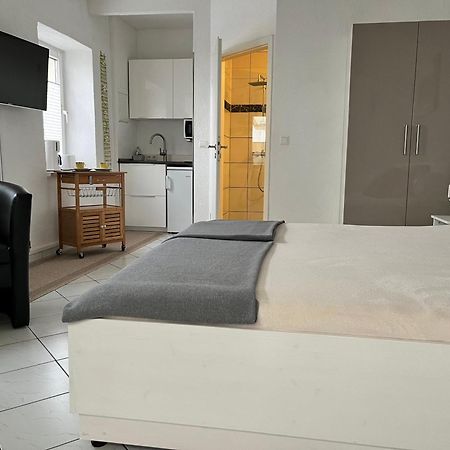 Zimmervermietung Barth Bernburg Exteriör bild