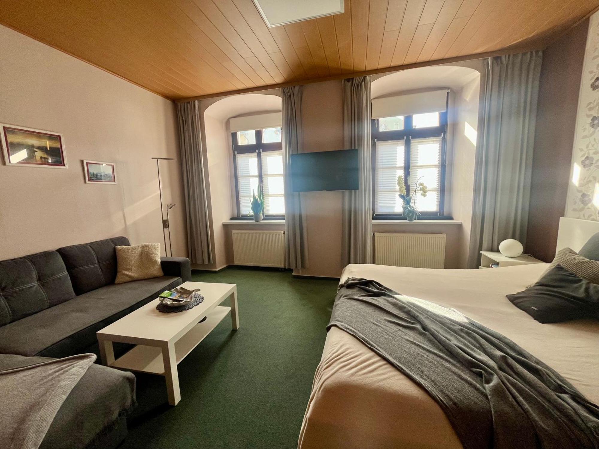 Zimmervermietung Barth Bernburg Exteriör bild